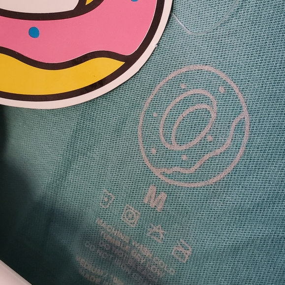 Odd Future Embroidered Turquoise

T-Shirt - Picture 2 of 3